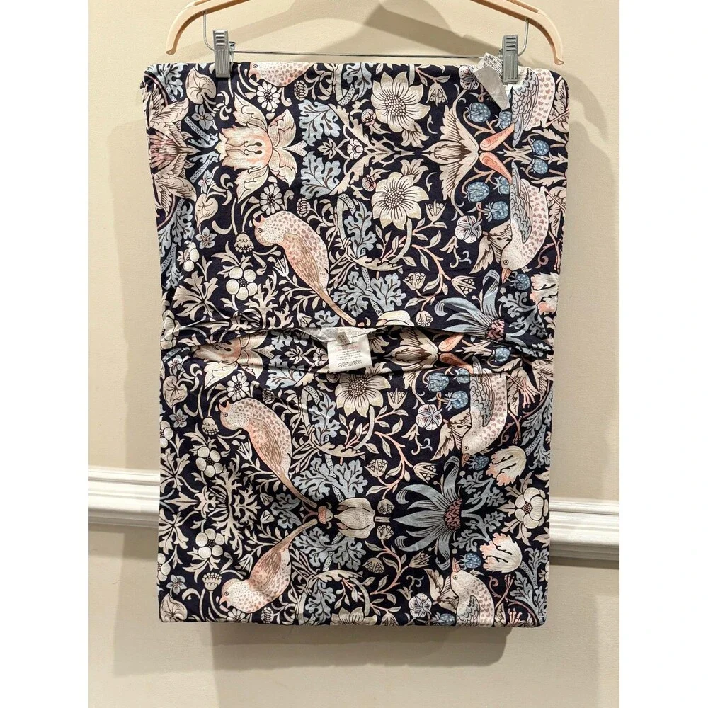 2 William Morris Home Strawberry Thief Quilted Standard Pillow Shams Pillowcases